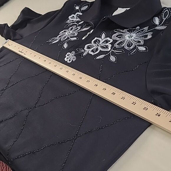 Alfred Dunner sz L pullover top, blk with silver embroidery and rhinestones - Picture 5 of 8